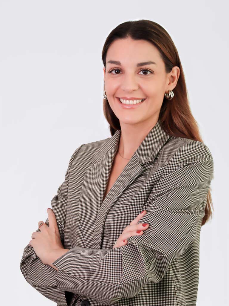 María Redondo, abogada en el área público y regulatorio