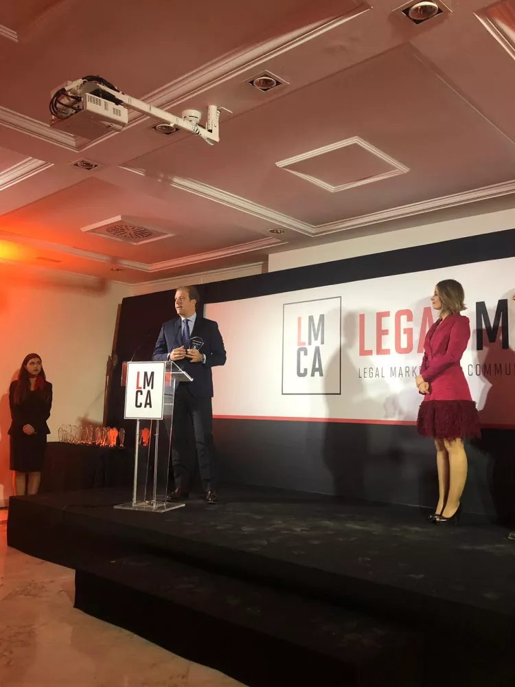 CECA MAGÁN, Premio a la mejor Iniciativa Solidaria en Banda 2 en los Legal Marcom